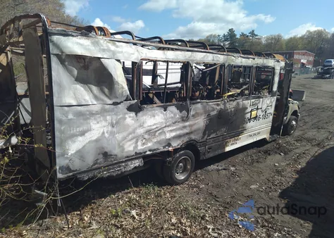 2013 Ford F550 z USA, uszkodzony, nr VIN 1FDGF5GT2DEB64297